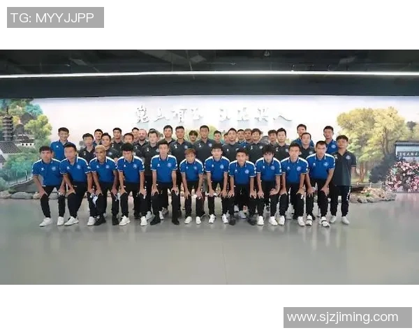 杭州足球队杯赛征程回顾与突破之路的精彩瞬间分析 杭州足球队杯赛征程回顾与突破之路的精彩瞬间分析