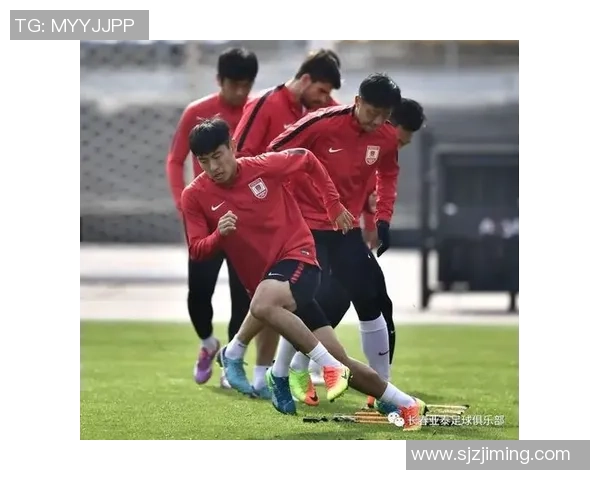 广州乒乓球队总决赛精彩回顾展现出卓越耐力与团队精神 广州乒乓球队总决赛精彩回顾展现出卓越耐力与团队精神